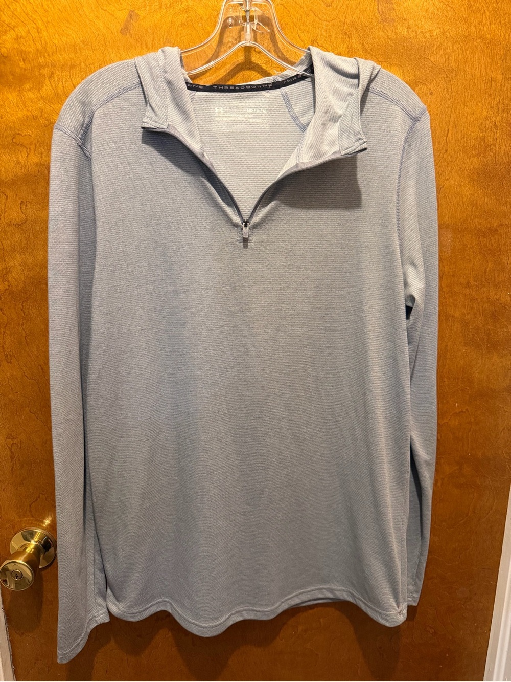 Under Armour Men's HeatGear gray quarter-zip hooded long sleeve shirt medium